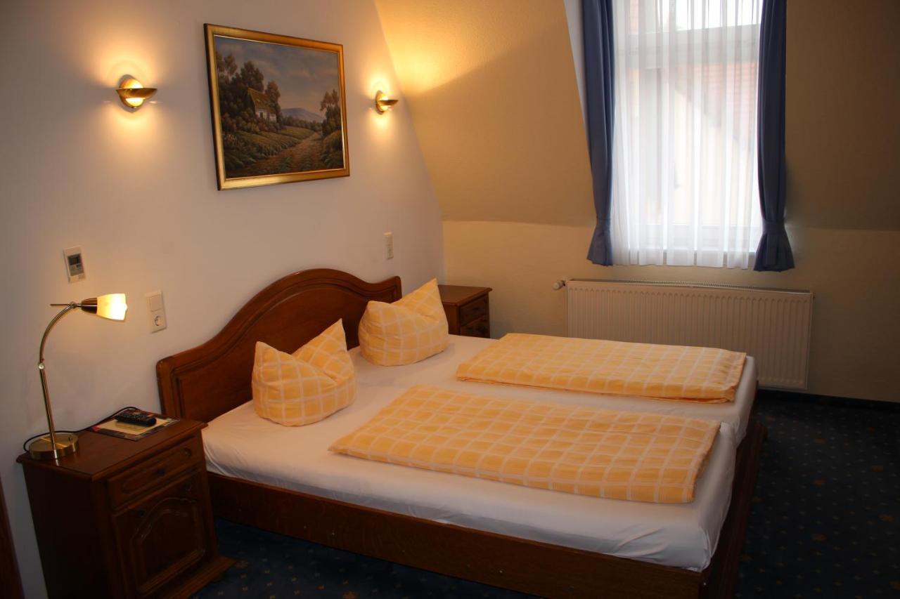 Bed & Breakfast Hotel Muellerhof Caputh Exterior photo